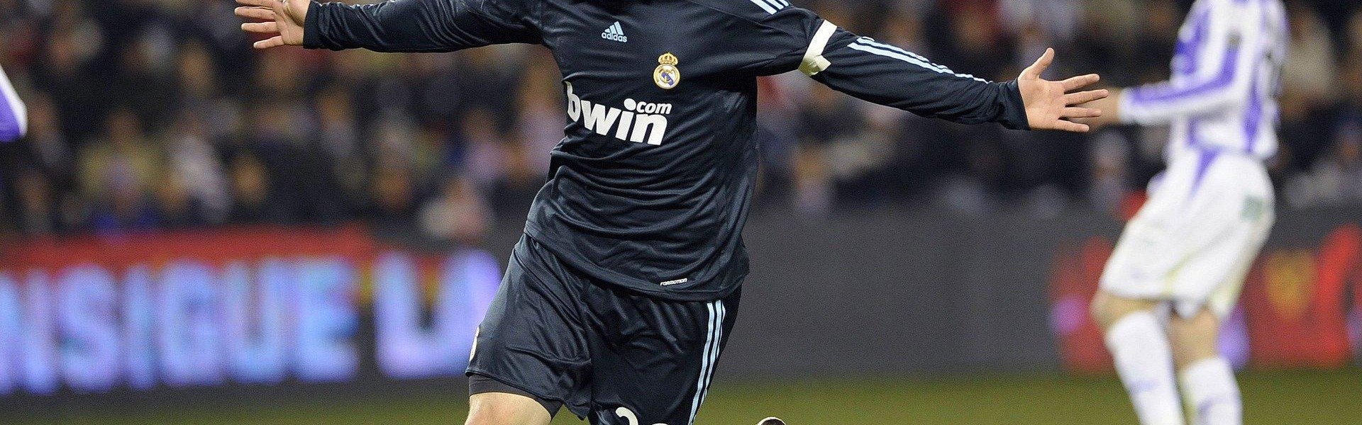 柠檬体育直播-休斯顿火箭队比赛现场实况报道及球迷互动体验